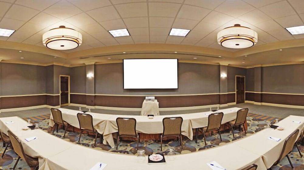 Hilton Garden Inn Omaha East/Council Bluffs Zewnętrze zdjęcie